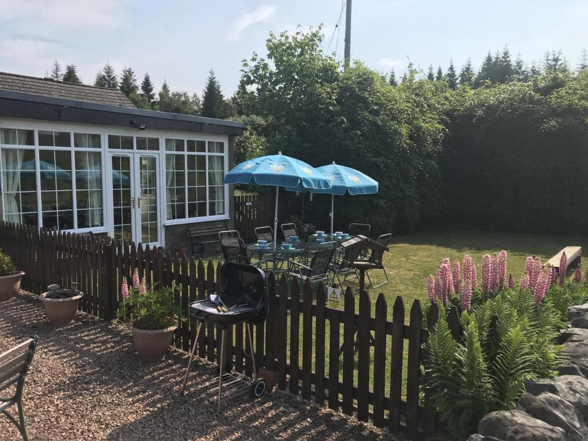 The Struan Inn Self Catering Lodge エクステリア 写真