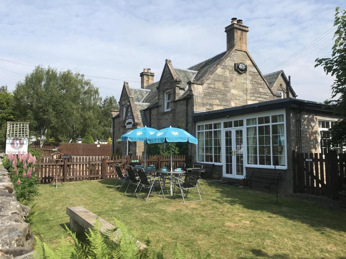 The Struan Inn Self Catering Lodge エクステリア 写真